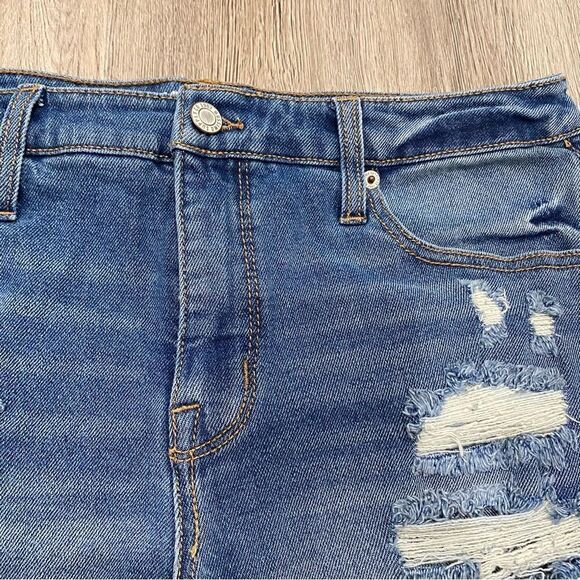 mossimo High Rise Festival Cutoff Jean Denim Shorts Size 10 - Picture 3 of 5